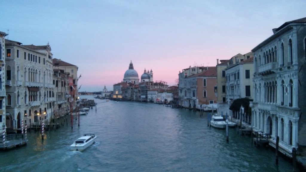 six mois venise