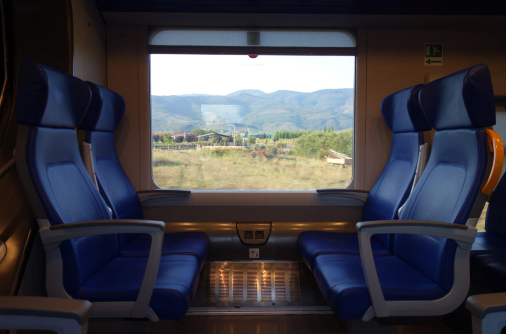 Dans le train entre Lucca et Pistoia - La Toscane en train